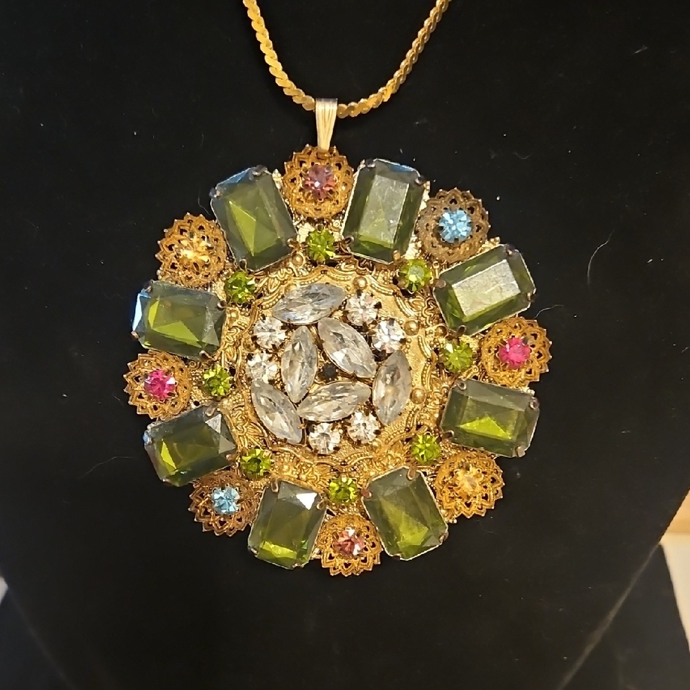 Vibrant Gold and Green Statement Necklace - Picture 1 of 5